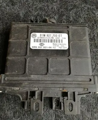 Audi A3 S3 8L Gearbox control unit/module 01M927733ET