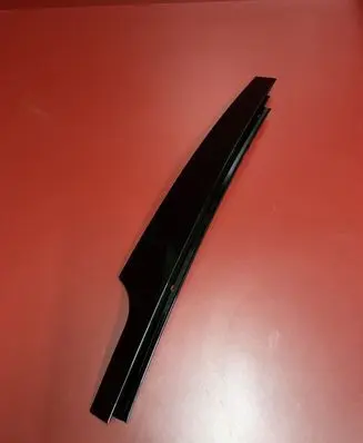 BMW X3 G01 Front door glass trim molding 74107410022 7410022