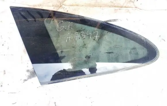 Honda CR-V Rear side window