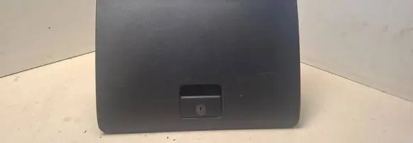 Glove box