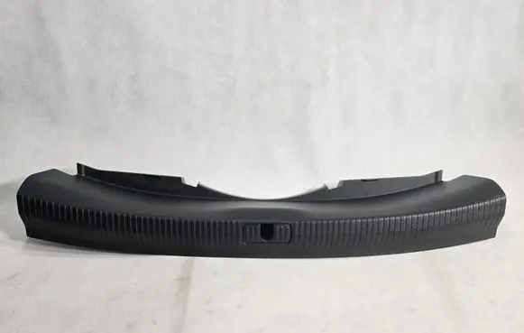 Audi A4 S4 B9 8W Trunk/boot sill cover protection 8W5863471B