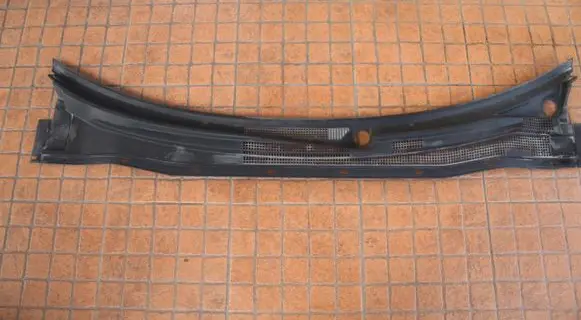 Mitsubishi Outlander Wiper trim MR971425