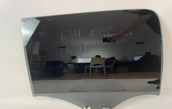 Ram 1500 Rear door window glass 68276781AD