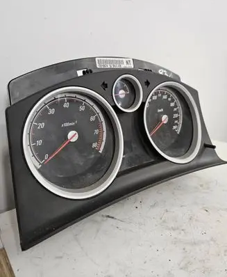 Opel Zafira B Speedometer (instrument cluster) 13216674 SW4405