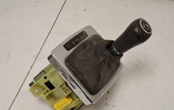 Mercedes-Benz E W212 Gear shifter/selector A2042678124 A2042674488 A2042674488Q1