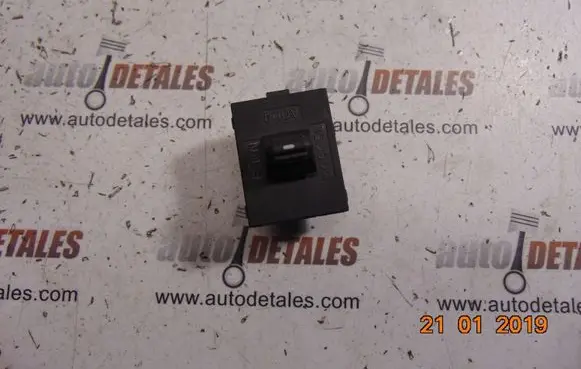Jeep Grand Cherokee (WJ) Electric window control switch 5HB57TRMAA