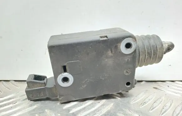 Opel Zafira A Central locking motor 90460062