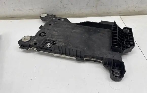 BMW 1 F40 Battery tray 9387574 0003022 230124