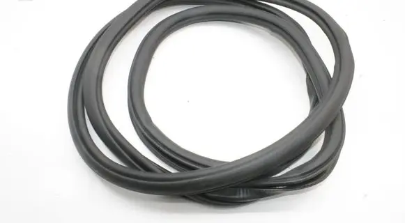 Audi e-tron Rubber seal rear door 4KE833721