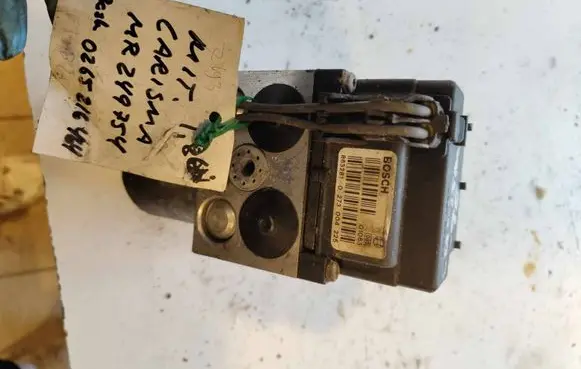 Mitsubishi Carisma ABS Pump MR249754 7S4617W