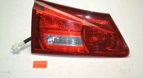 Lexus IS 220D-250-350 Rear/tail lights 13940