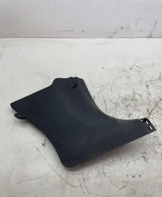 Hyundai Santa Fe Foot area side trim 858242B000