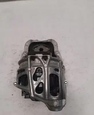 Audi Q7 4M Engine mount bracket 4M0199371FN