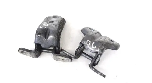 Volkswagen Transporter - Caravelle T5 Rear door upper hinge 