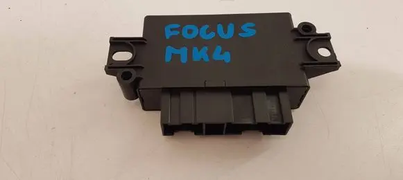 Ford Focus Parking PDC control unit/module HU5T-15K866-CH
