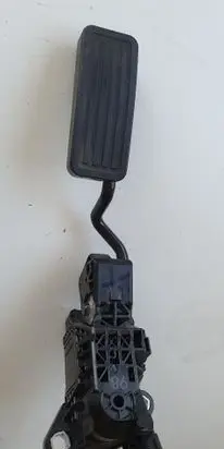 Honda CR-V Accelerator throttle pedal