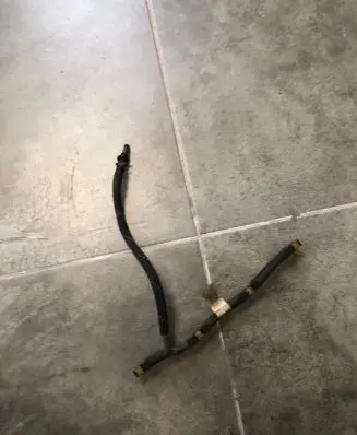 Fuel return line/hose