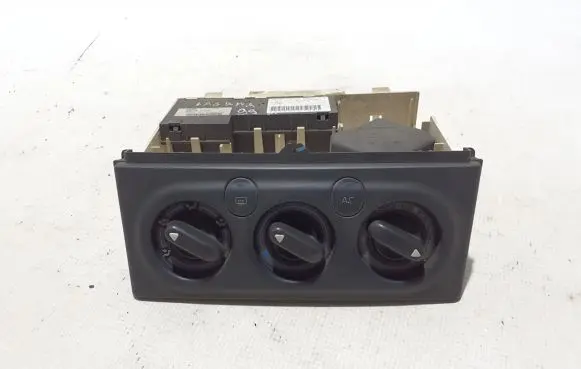 Renault Laguna I Air conditioner control unit module 9041703027