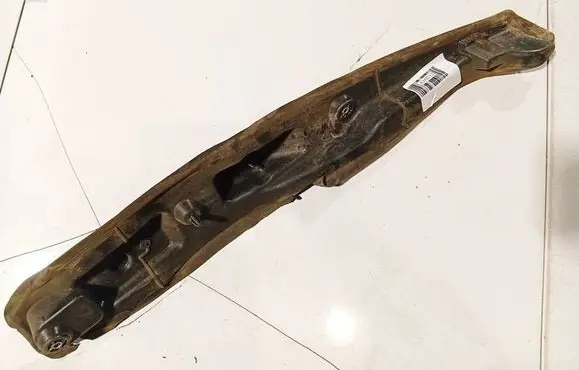 Peugeot 508 Front mudguard 9686748680