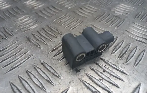 BMW 7 F01 F02 F03 F04 Airbag deployment crash/impact sensor 9159315 65779159315