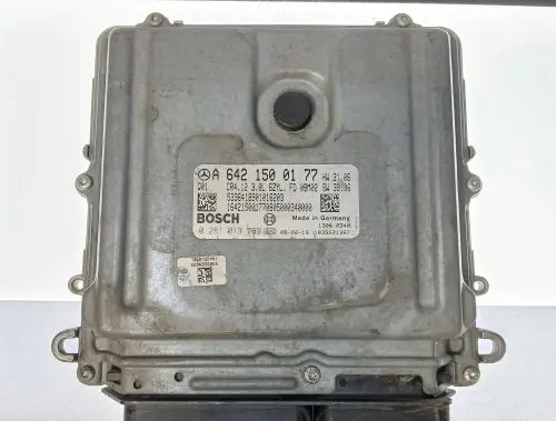 Mercedes-Benz ML W164 Engine control unit/module A6421500177 1039S21387 0281013769