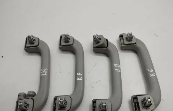 Honda CR-V A set of handles for the ceiling NH643L