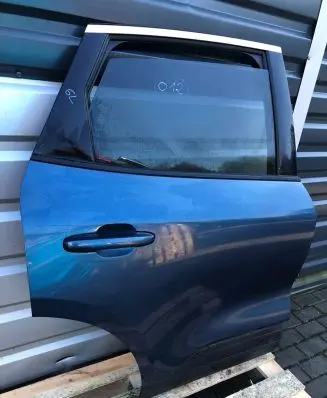 Ford Kuga III Rear door