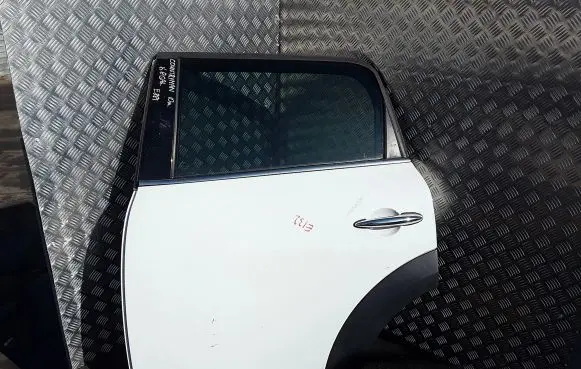 Mini Cooper Countryman R60 Rear door