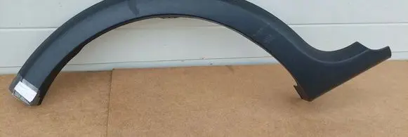 Dacia Sandero Front arch trim listwaq74m