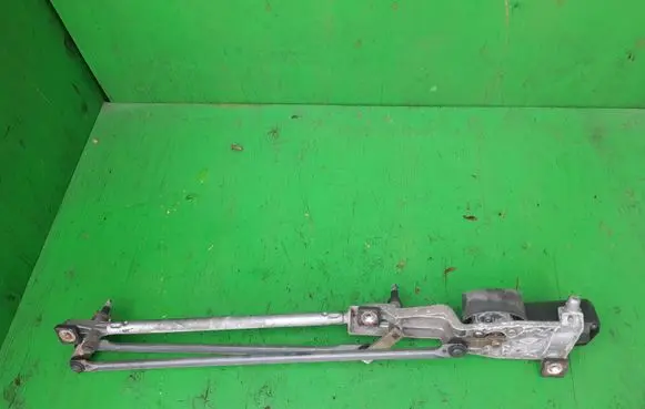 Ford Focus Front wiper linkage and motor