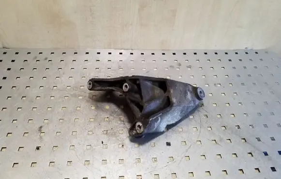 Volkswagen Crafter Engine mounting bracket 076199307