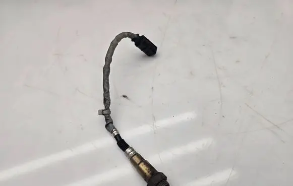 Mercedes-Benz Sprinter W906 Lambda probe sensor 0065421718 000546229