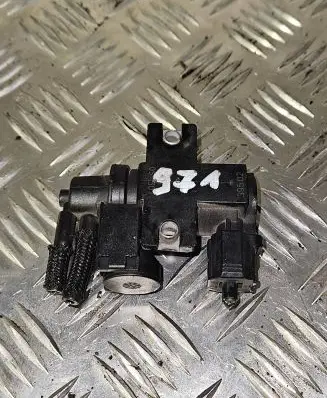 Toyota Avensis T250 Turbo solenoid valve 258190R010 70051307