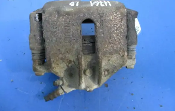 Renault Megane I Front brake caliper