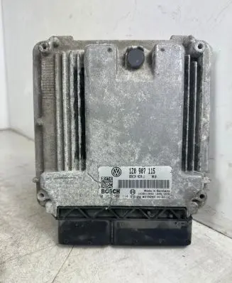 Skoda Octavia Mk2 (1Z) Engine control unit/module 1Z0907115 0261S02114 1039S12093