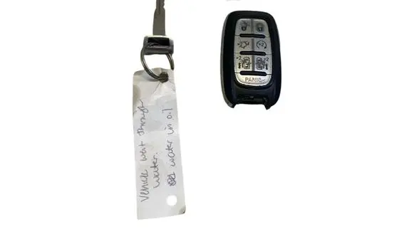 Chrysler Pacifica Ignition key/card A2C97395900 68217832AC 7812A97395900