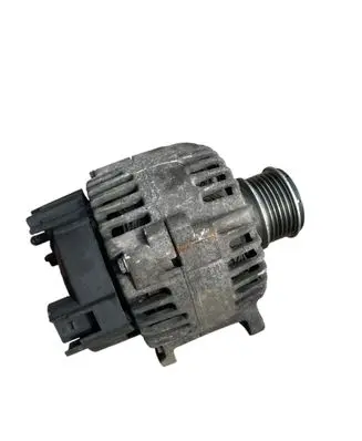 Volkswagen Polo V 6R Generator/alternator 03P903023F 311005129 2610088A