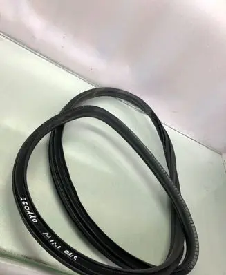 Mini One - Cooper F56 F55 Rubber seal rear door 