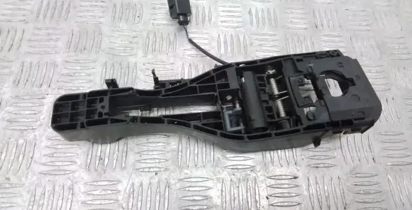 Porsche Macan (95B) Rear door exterior handle/bracket 0107530042