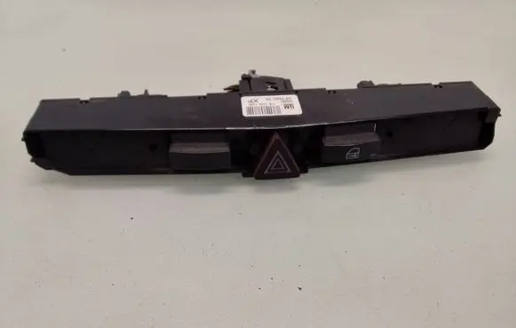 Opel Zafira B Hazard light switch 13100105 03758075