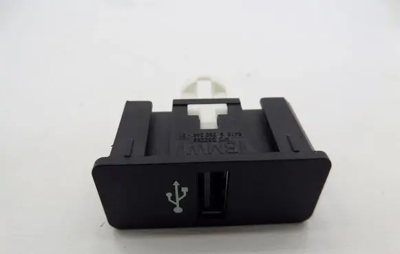 Mini Cooper Countryman R60 USB socket connector 9230248
