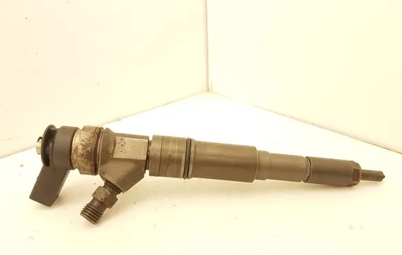 BMW 7 E65 E66 Fuel injector 7788812