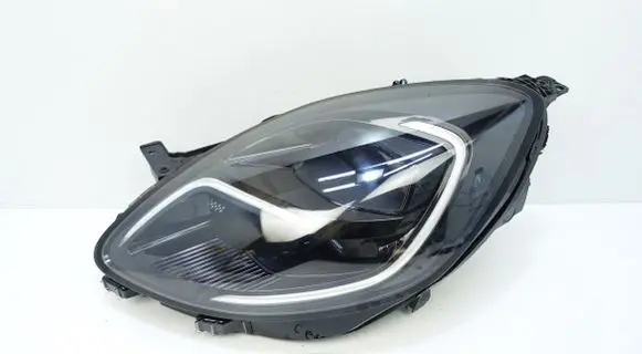 Ford Puma Headlights/headlamps set 13E015