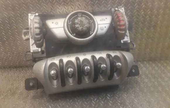 Mini One - Cooper Coupe R56 Interior fan control switch 3452259