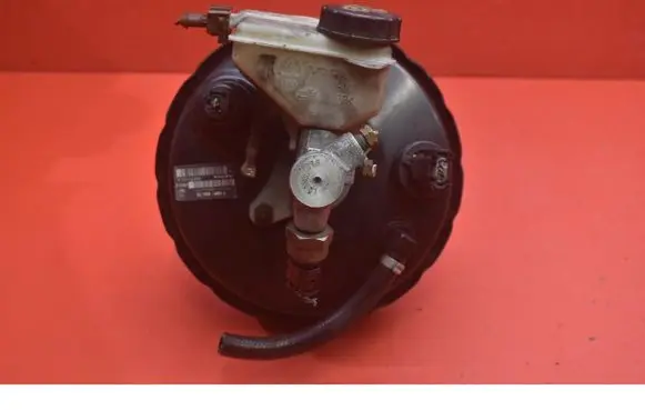 Volvo V70 Brake booster 30714320