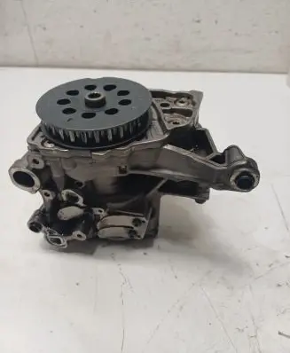 Volkswagen Tiguan Oil pump 04L145208K 04L115263B