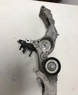 Opel Mokka Other engine bay part