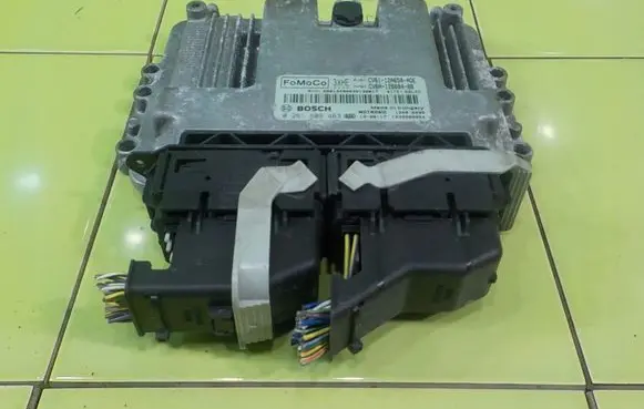 Ford C-MAX II Engine control unit/module CV6112A650ADE