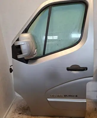 Renault Master III Front door