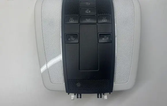 Mercedes-Benz E C207 W207 Front seat light A2049063002 2JM00996625 0351585703